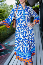 Carica l&#39;immagine nel visualizzatore di Gallery, Teri Long Sleeve Button Front Midaxi Dress In Blue Leaf
