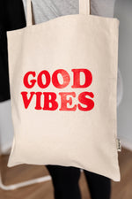 Załaduj obraz do przeglądarki galerii, Good Vibes Tote Bag In Cream
