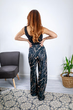 Carica l&#39;immagine nel visualizzatore di Gallery, Relaxed Fit High Waist Wide Leg Loungewear Trousers In Marbled Black
