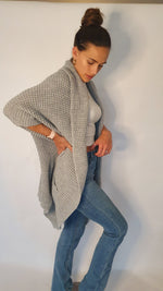 Charger l&#39;image dans la galerie, Laval Longline Roll Front Slouch Knit Cardigan In Grey
