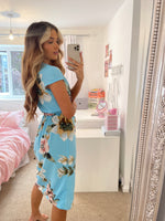 Cargar imagen en el visor de la galería, Japan Blue Floral Summer Wrap Style Midi Dress
