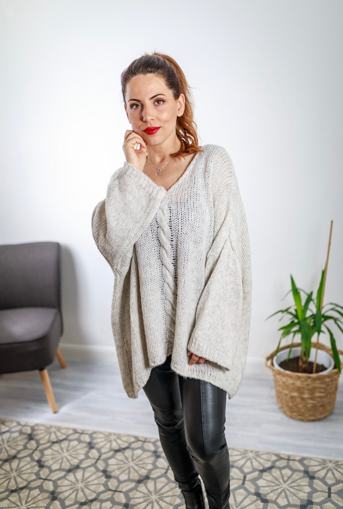 Carpi V Neck Cable Knit Jumper In Grey