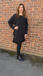 Carica l&#39;immagine nel visualizzatore di Gallery, Oversized Sweatshirt Dress In Black
