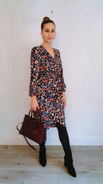 Charger l&#39;image dans la galerie, Mykonos Midi Long Sleeve Wrap Style Dress In Abstract Print

