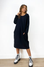 Load image into Gallery viewer, Oversized Sweatshirt Dress In Black With Pockets
