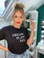Cargar imagen en el visor de la galería, Dream Plan Do Black Slogan Tshirt
